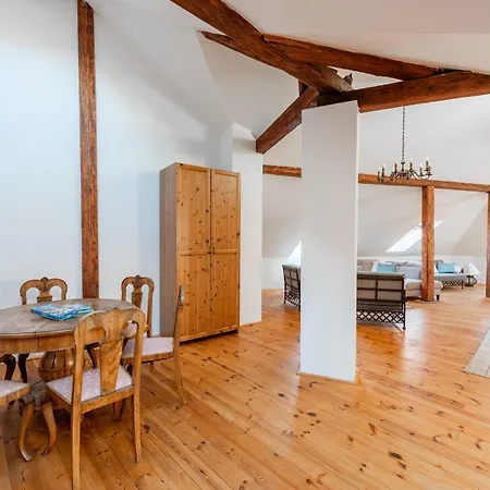 Apartament Stylish 2-level Near The National Theatre