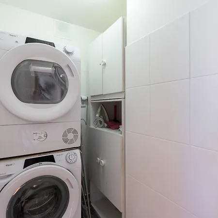아파트 Stylish 2-level Near The National Theatre *